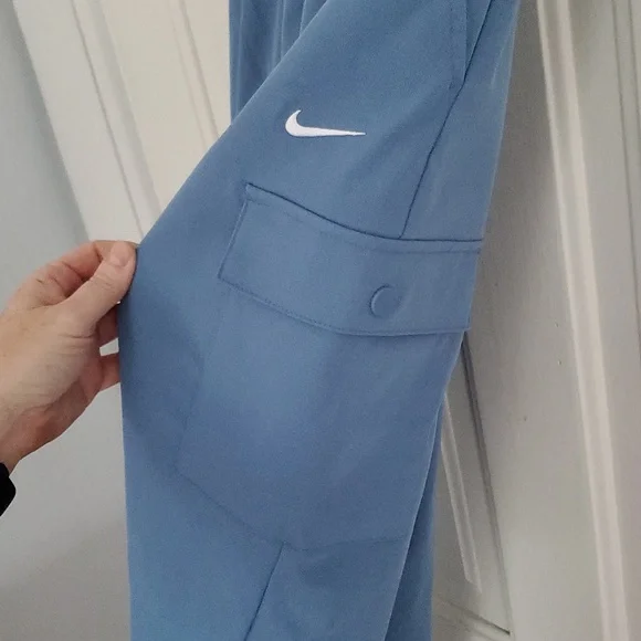 Nike Oversized Fit Light Blue Cargo Joggers Pants - Picture 2 of 7